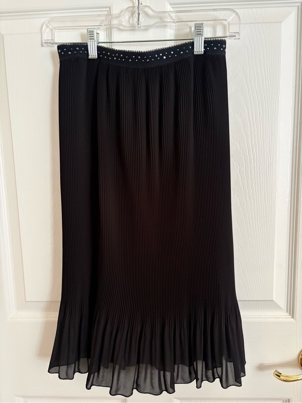Studded Waist Black Pleated Midi Skirt